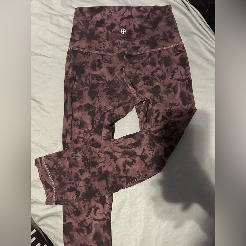Lululemon leggings